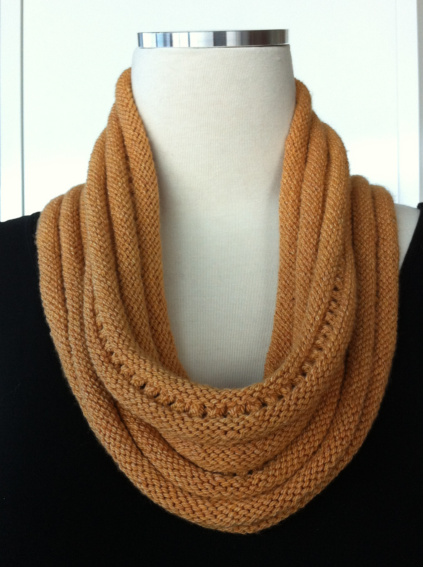 swirl super swatch cowl 3